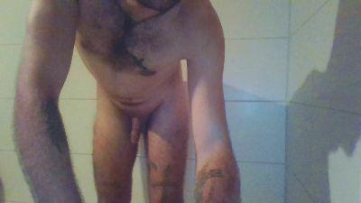4hornygurls1