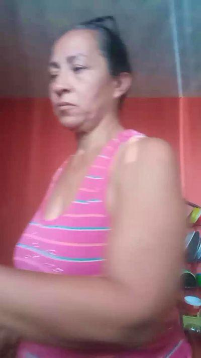Agata_leona