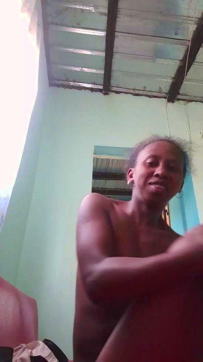Aijee02