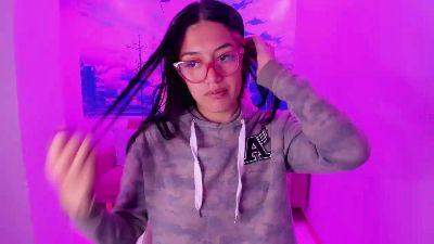 Angela_skinny