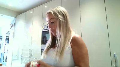 Anna_XOX