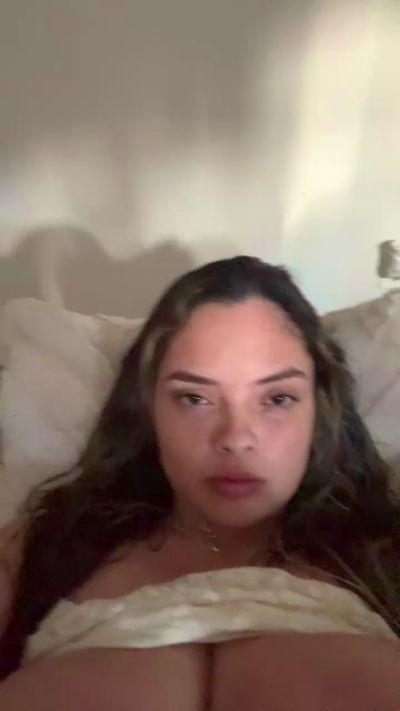 BellaaBombshell