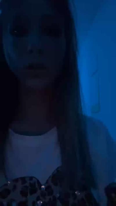 Blondebunny28