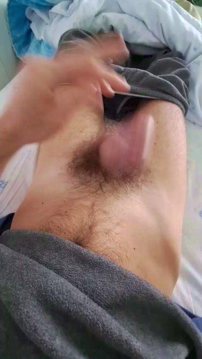 Boyhot0001