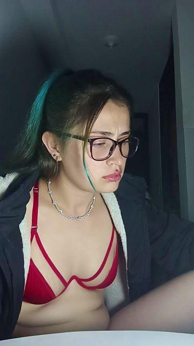 CAITLYN_xXxX