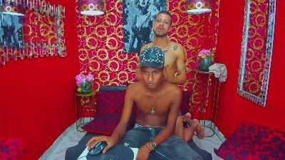 COUPLEBOYSPEIN
