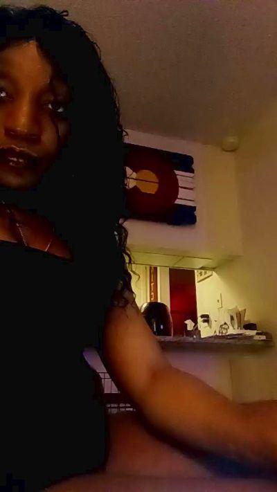 Charlie_Luxxx