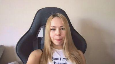 ClairePink