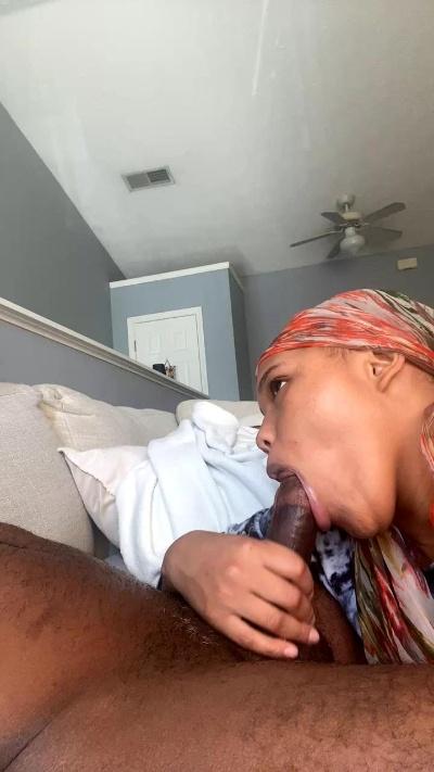 Cum4Us82