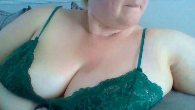 CurvyScarlettXX