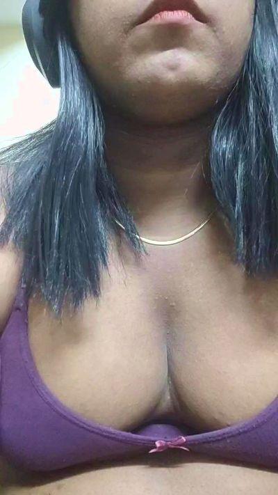 Curvy_Nandy