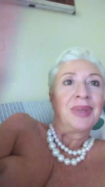 Divina_Erotica