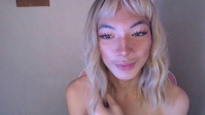 Divina_x