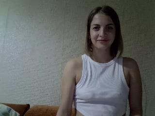 DreamyMonica