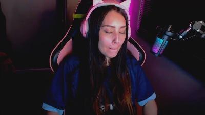 Dumiu