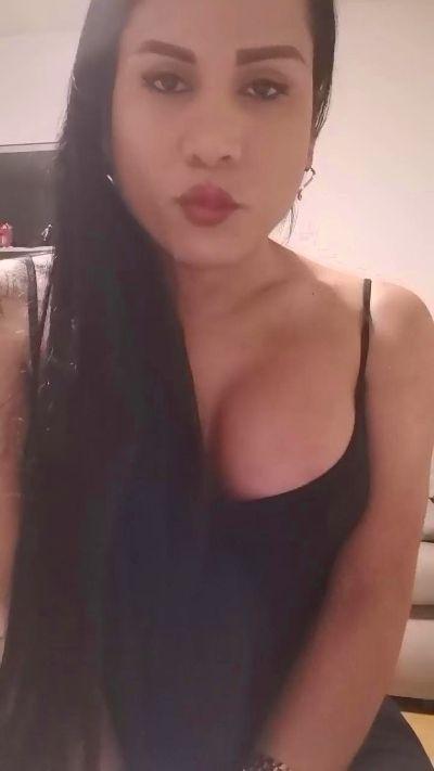 ElianaTop