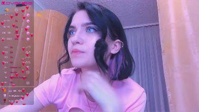 Emma_Mira