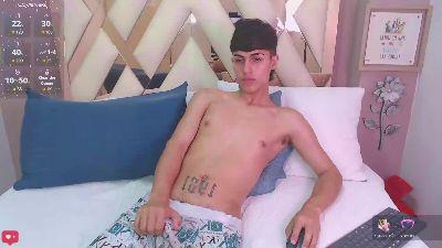 Ethan_Jamees