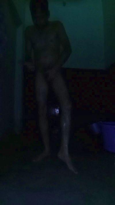 Exhibboi4u