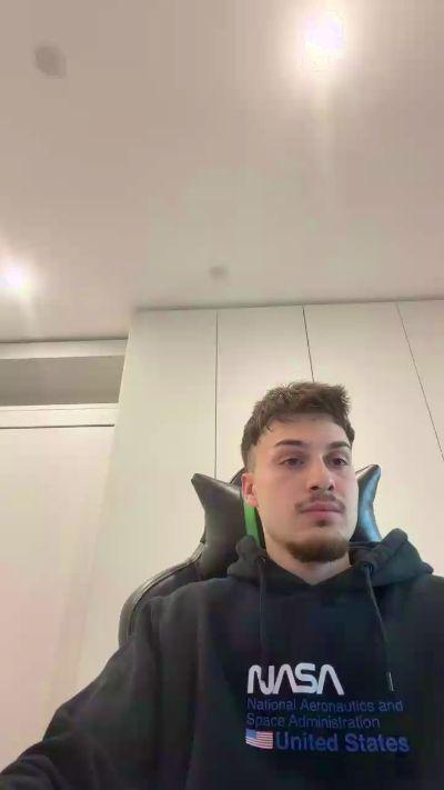 Hank_04