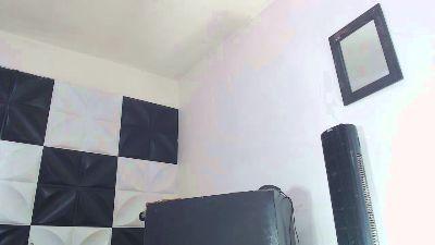 Harlyy_Hot