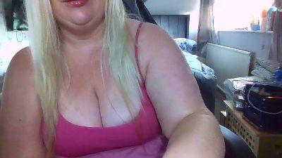 Holly_mae26