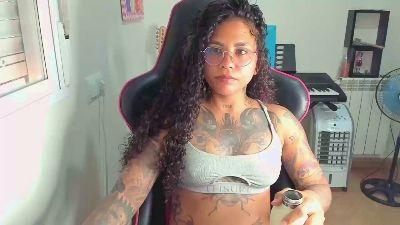 Hot_ama