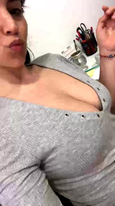 Hotlatina069