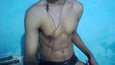 Hugelittle24