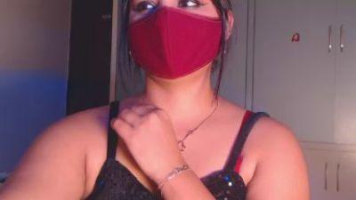 Its_hot_Anu