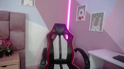 Jeenna_