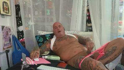 Joeytatts64
