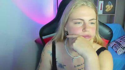 Jolly_Doll