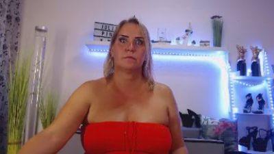 JuliaPink