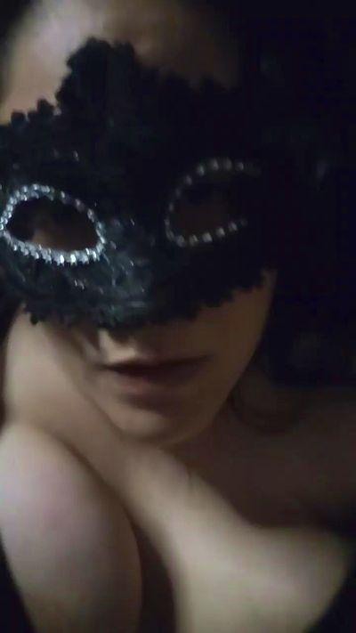 Lacey_x8x