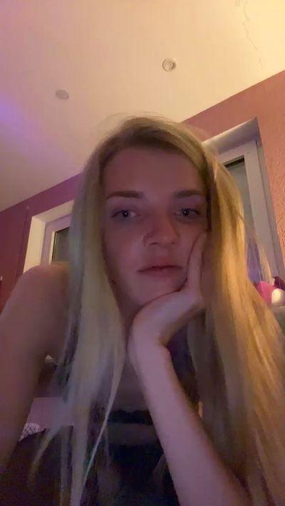 Laura_babe