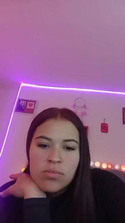 Leslyhot_