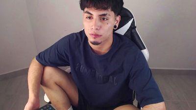 Liam_Ruiz