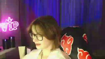 Luna_Cherry