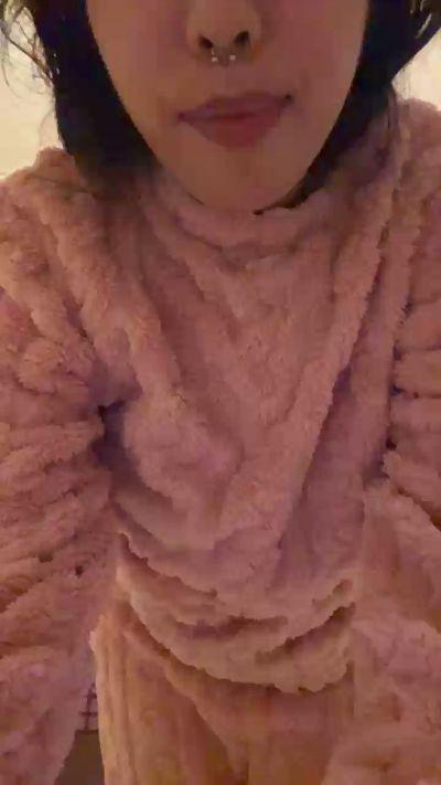 MamidolceeHot