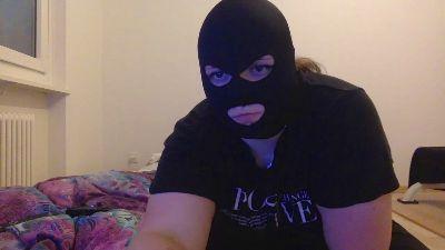 Masked_couple24