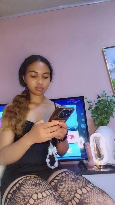 Mimi_sexy01