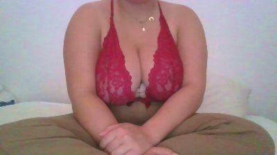 Missbigboobs9