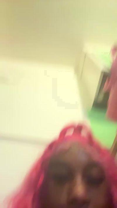 Queendesireee