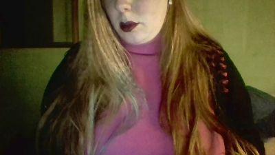 Queenscarletcam