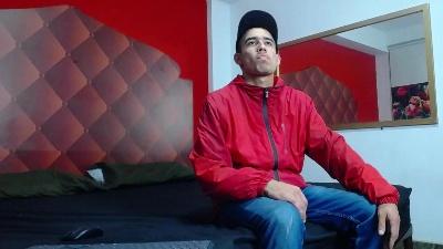RRiki_hot_25