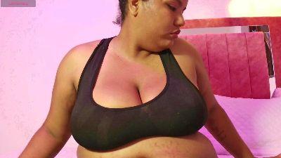 SamaraBigBoob