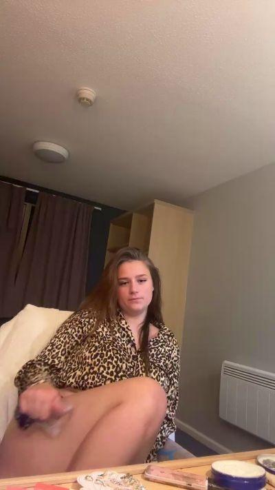 Saucysarah22