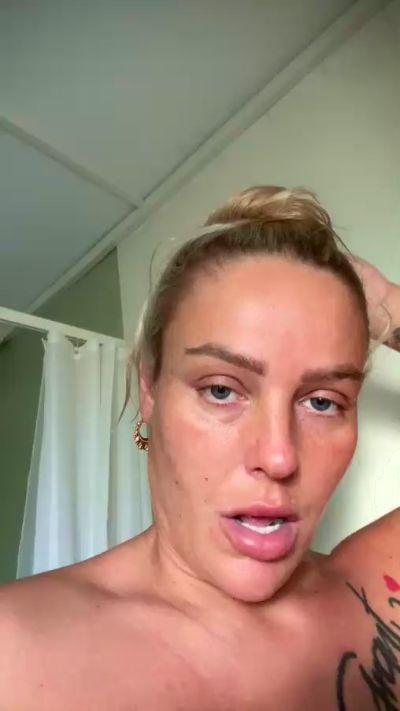 Sexyblondey51