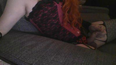 Sissy_Kara
